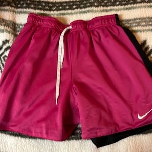 Girls Nike reversible basketball/athletic shorts size 10-12